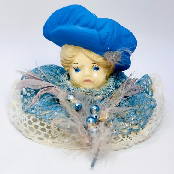 Antique Vintage Porcelain Lady Female Bust Victorian French Figurine Ornament 3” - Picture 2 of 4